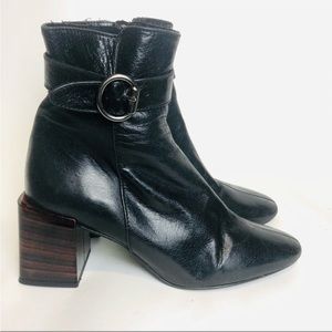 Jonak-Paris Women’s Size 9 Soft Black Leather Side Zip Heels Ankle Boots